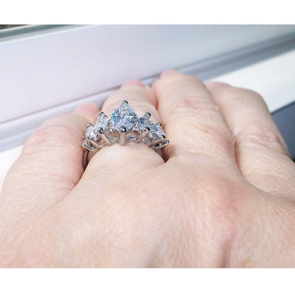 STAINLESS STEEL 5 Marquise Cut Cubic Zirconia Ring Sizes 6-10 - Picture 4 of 16